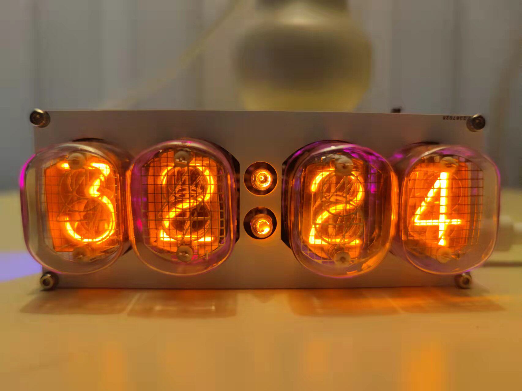 Orologio a tubi Nixie QS30-1,  - Tech Office Youtube recensione e prezzo