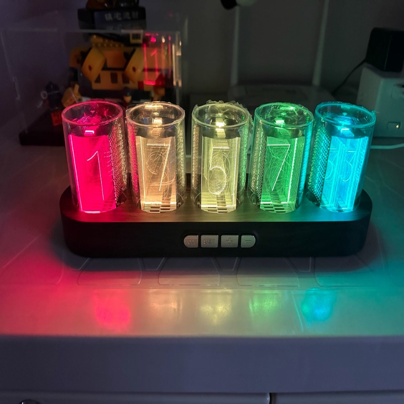 Orologio a tubo LED Nixie RGB  - Tech Office Youtube recensione e prezzo